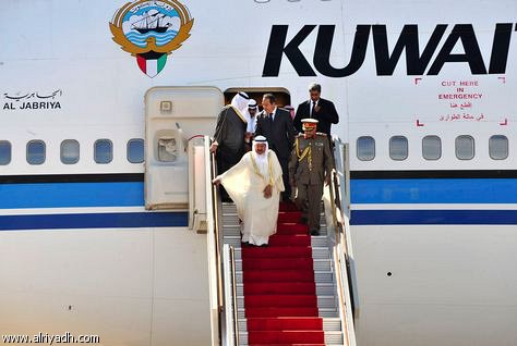 أمير الكويت يصل العراق في أول زيارة منذ 22 عاماً