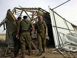 إسرائيل تعلن سقوط صواريخ من غزة