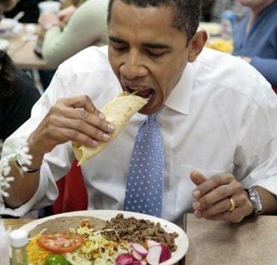 صور لباراك أوباما يأكل بشراهة