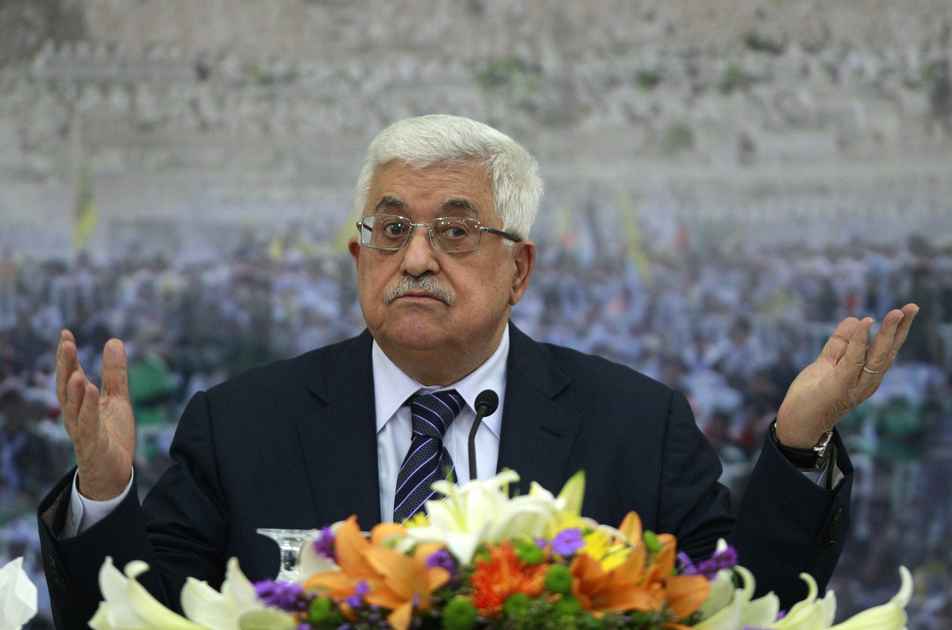 محمود عباس يدخل على خط جاهات الاردنيين