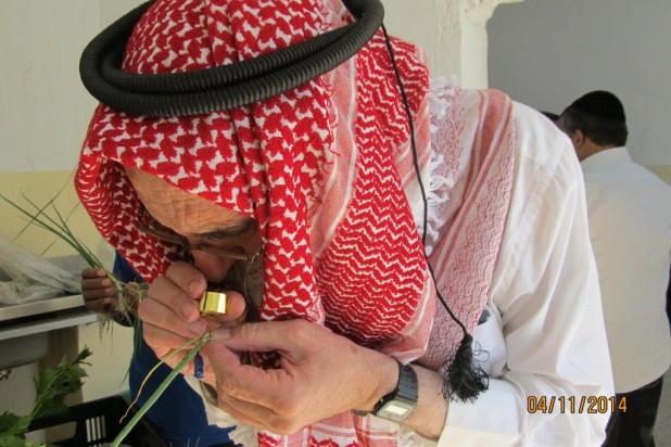 حاخامات يرتدون الكوفيات في زيارة سرية للأردن صور