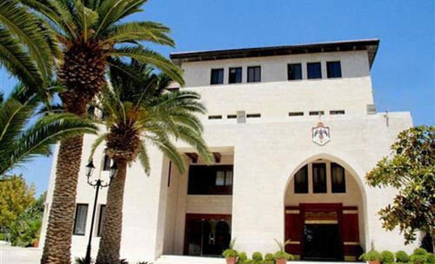 الحكومة تقر تعديلات مشروع قانون الأسلحة