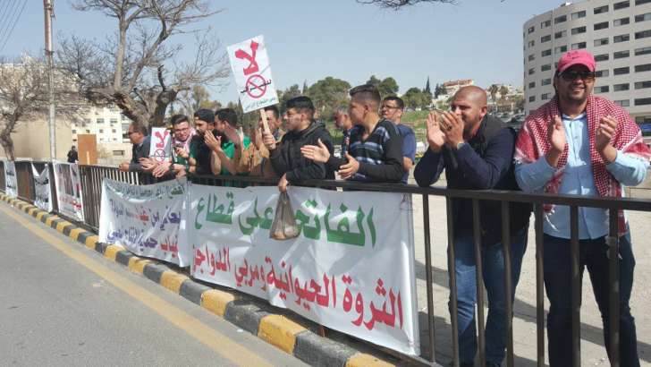 المزارعون الاردنيون يبحثون التصعيد بعد لقاء الحكومة الثلاثاء.. وفعالية نوعية امام النواب اليوم