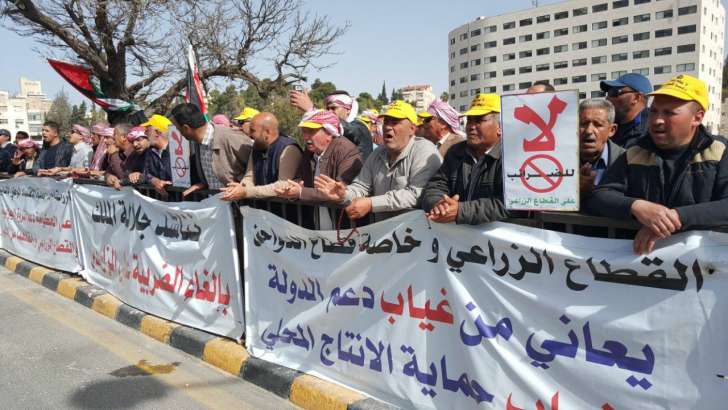 المزارعون الاردنيون يبحثون التصعيد بعد لقاء الحكومة الثلاثاء.. وفعالية نوعية امام النواب اليوم