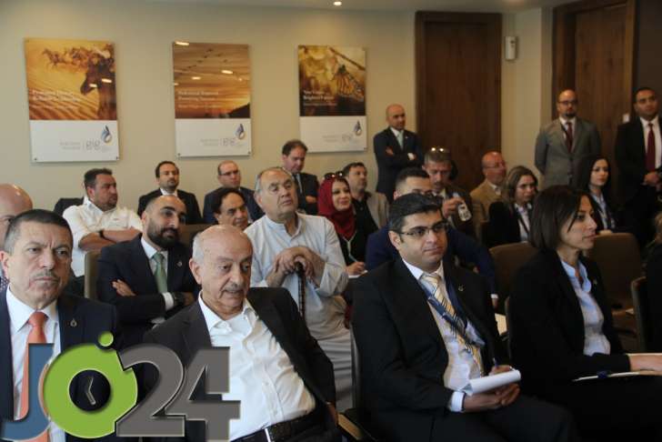 شاهد صور اجتماع الهيئة العامة العادي لشركة الشرق العربي للتأمين