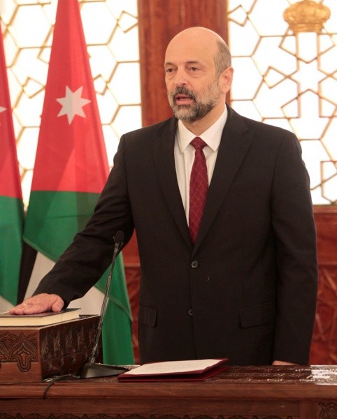 الطراونة لـ الأردن24 : توقعات أن تؤدي الحكومة اليمين الدستوري الأربعاء