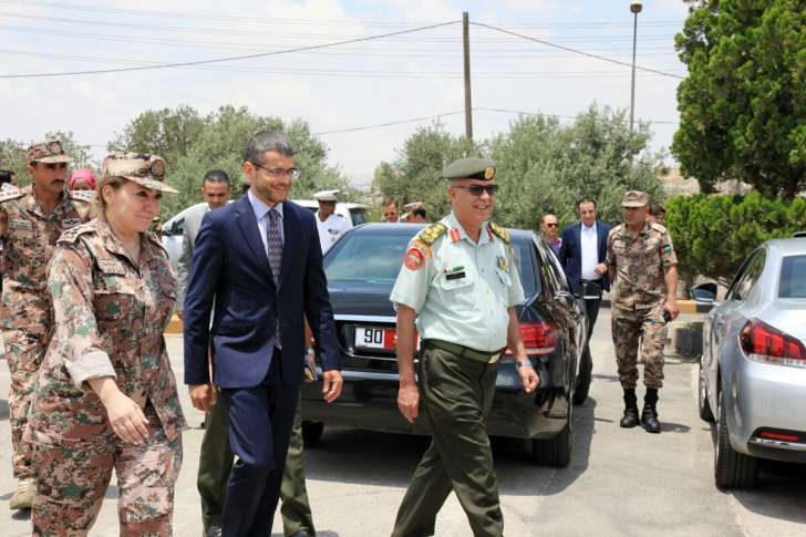 فرنسا والأردن تَهُبّان لمساعدة جرحى غزة