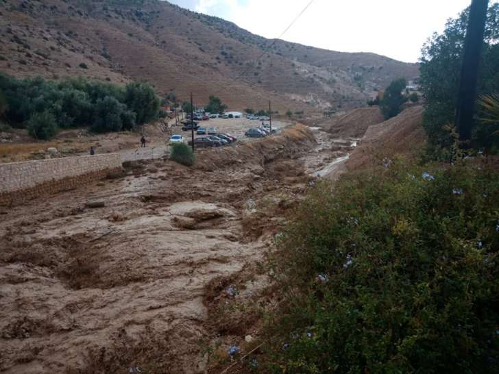 سيول جارفة في معان.. والدفاع المدني يدعو لأخذ الحيطة والحذر