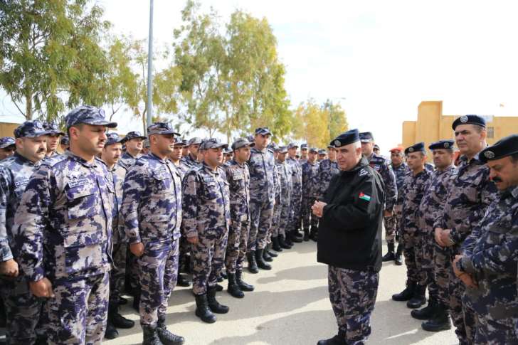 اللواء البزايعة يرعى احتفال الدفاع المدني بيوم الشجرة - صور