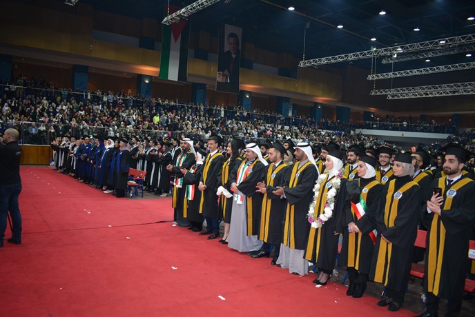 جامعة عمان الاهلية تحتفل بتخريج الفوج السادس والعشرين من طلبتها للفصل الدراسي الأول 2018-2019