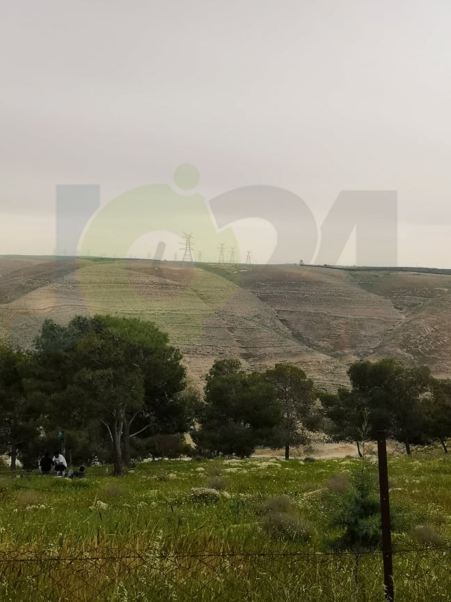 مواطنون يتساءلون عن شبكة ربط كهربائي باتجاه فلسطين.. وزواتي لـ الاردن24: نزود أريحا منذ 11 عاما