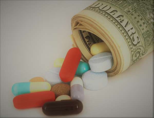 هل تواصل الحكومة اعادة النظر في أسعار الأدوية؟