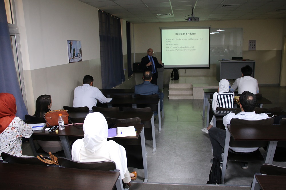 برنامج متخصص في إدارة الاعمال الدولية  في جامعة بدفوردشير البريطانية 