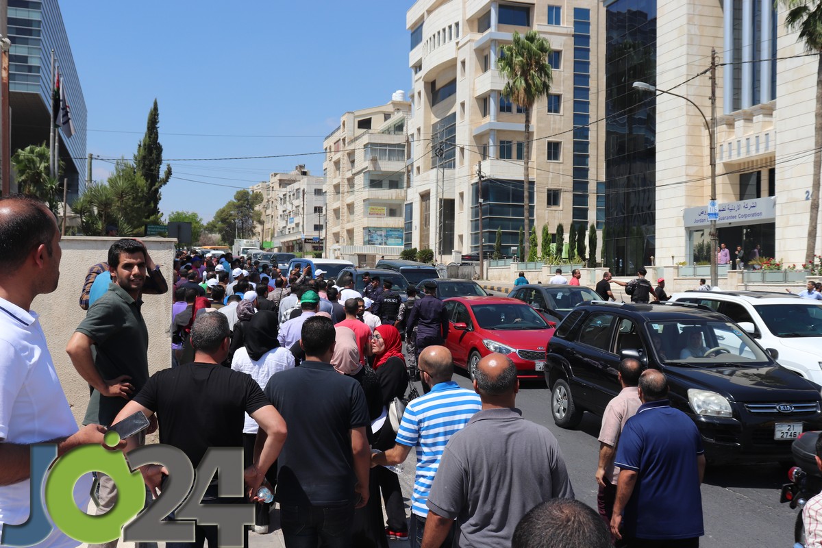 نواصرة يدعو المعلمين للاضراب الكامل عن العمل يوم الأحد القادم - صور