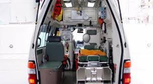 إجراء عملية ولادة داخل سيارة إسعاف الدفاع المدني