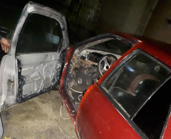 القبض على ١٤ شخصا ارتكبوا ٧٠ قضية سرقة لأجزاء مركبات في عمان