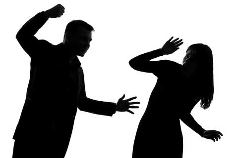“الأمن” يوضح قضية تعرض سيدة للضرب من زوجها
