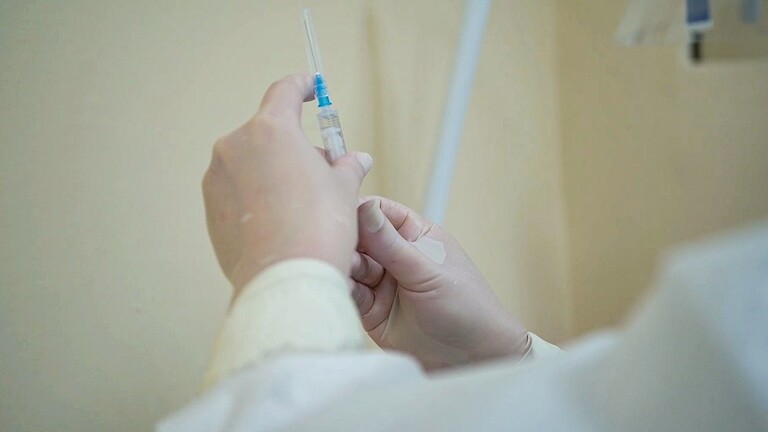 هكذا استقبل الأردنيون إعلان موسكو عن اللقاح الروسي ضد فيروس كورونا