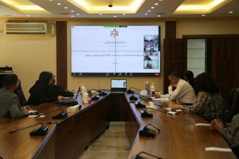 الربضي: الحكومة تبدأ بإعداد البرنامج التنموي التنفيذي للأعوام الثلاث القادمة ومراجعة وثيقة الأردن 2025