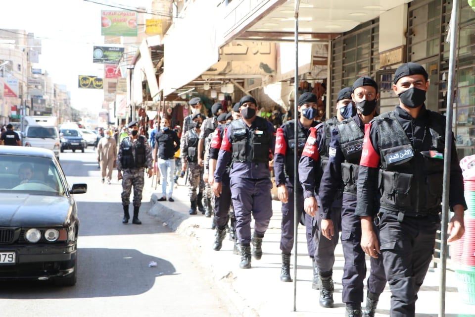 الأمن: القبض على ١٤٢ مطلوباً في ثالث أيام الحملات الأمنية - صور