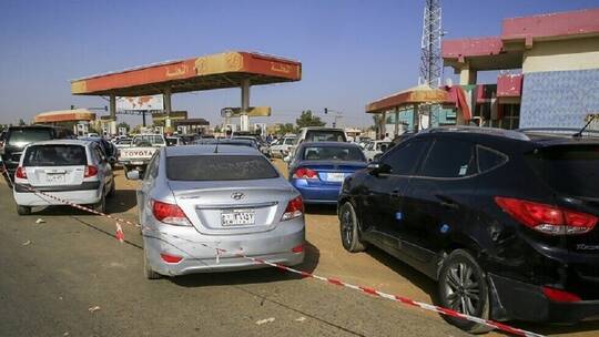 السودان يزيد أسعار الوقود إلى ضعفيها بأثر فوري