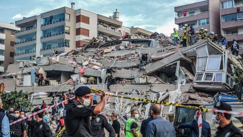 ارتفاع ضحايا زلزال إيجة في تركيا واليونان وعمليات الانقاذ والبحث عن ضحايا مستمره