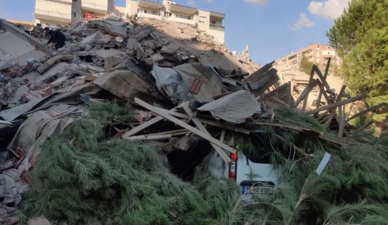 زلزال جديد يضرب إزمير .. أردوغان: سنبني منازل جديدة للمتضررين