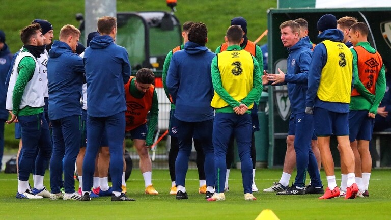 تحقيقات بشأن فيديو غير لائق شاهده لاعبو إيرلندا قبل مواجهة إنجلترا