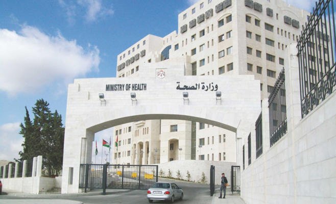 وزارة الصحة تعين عددا من الأطباء والممرضين في المستشفيات الميدانية أسماء