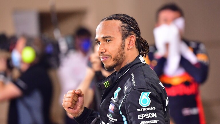 هاميلتون يفوز بسباق جائزة البحرين الكبرى لـفورمولا 1