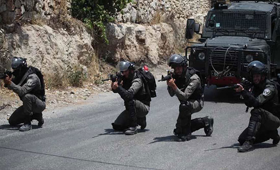 الاحتلال الاسرائيلي يعتقل 23 فلسطينيا بالضفة والقدس