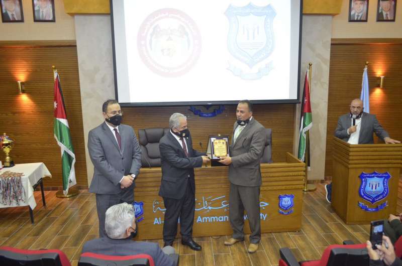 الجامعة الأردنية تُتوَّج في عمان الاهلية بكأس بطولة ميلاد القائد للشطرنج لطلبة الجامعات