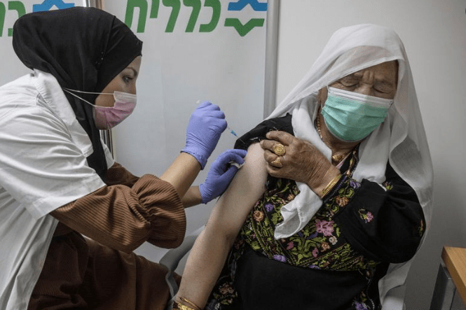 البنك الدولي: خطة التطعيم الفلسطينية ضد كورونا تواجه نقصا تمويليا كبيرا
