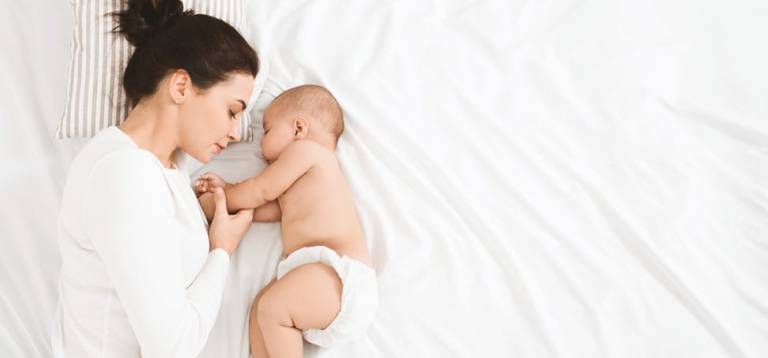 حليب الثدي لا يصيب الرضع بـ”كورونا”