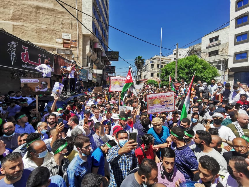 المئات في اربد يطالبون بطرد سفير الاحتلال والغاء اتفاقية الغاز - صور