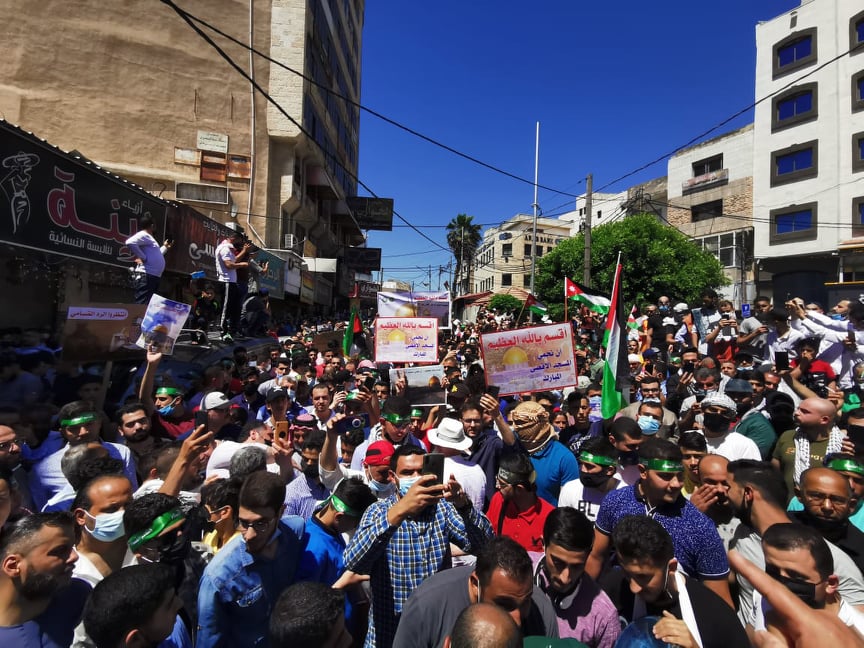 المئات في اربد يطالبون بطرد سفير الاحتلال والغاء اتفاقية الغاز - صور