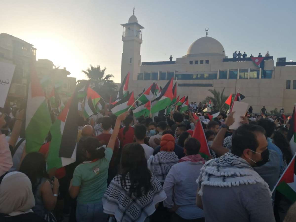 الاردن.. تواصل اعتصام اردنيين قرب سفارة الاحتلال.. ومطالبات بالغاء اتفاقية الغاز - صور 