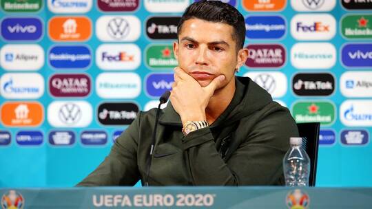 رونالدو يثير الجدل حول مستقبله مع يوفنتوس عشية مباراة البرتغال وهنغاريا في أمم أوروبا