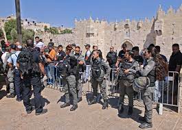 إصابة 27 فلسطينياً بمواجهات مع الاحتلال في القدس (تحديث)