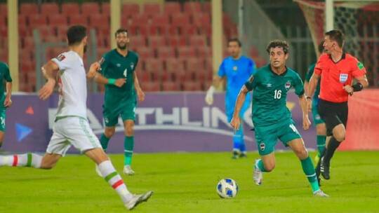 العراق يتأهل إلى التصفيات النهائية لمونديال قطر رغم خسارته أمام إيران (فيديو)