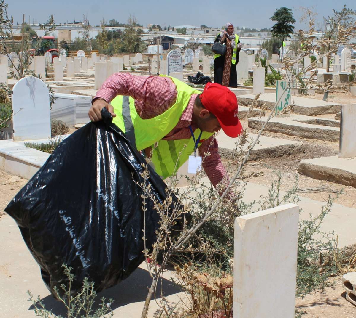 اكرموا موتانا في مقبرة سحاب الاسلامية 