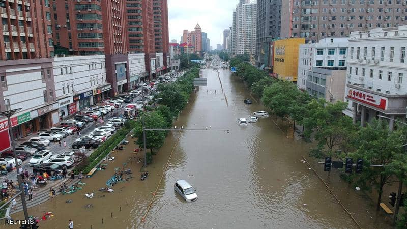 الصين.. 33 قتيل و 8 مفقودين إلى الآن جراء الفيضانات