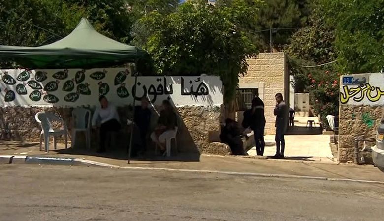 شرطة الإحتلال تتراجع عن قرار هدم خيمة الشيخ جراح