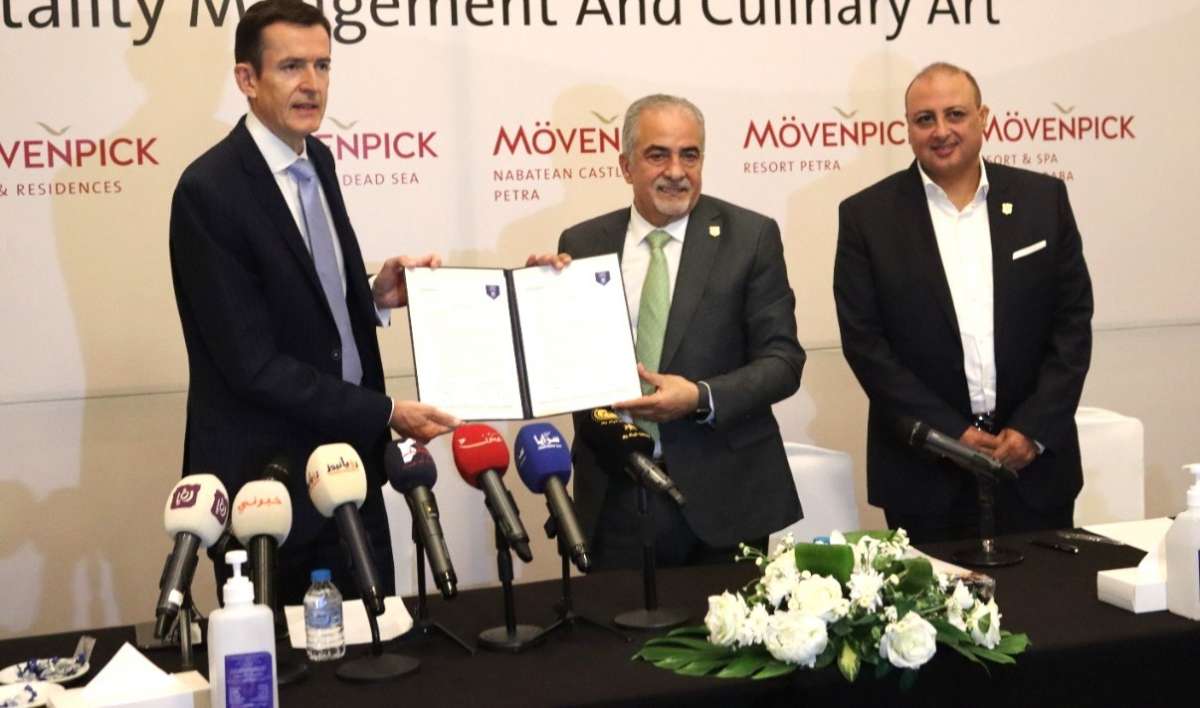 اتفاقية تعاون بين عمان الاهلية وفنادق ومنتجعات موفنبيك الاردن في برنامج إدارة الضيافة وفنون الطهي للبكالوريوس