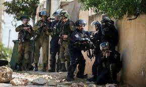 الاحتلال يعتقل 19 فلسطينيا بالضفة الغربية والقدس