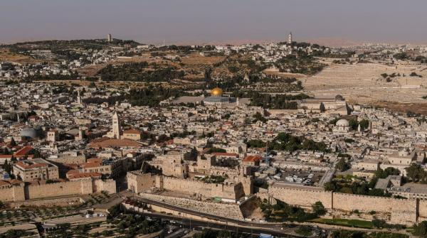 الحكومة الفلسطينية تطالب أمريكا بتسريع إعادة فتح قنصليتها في القدس
