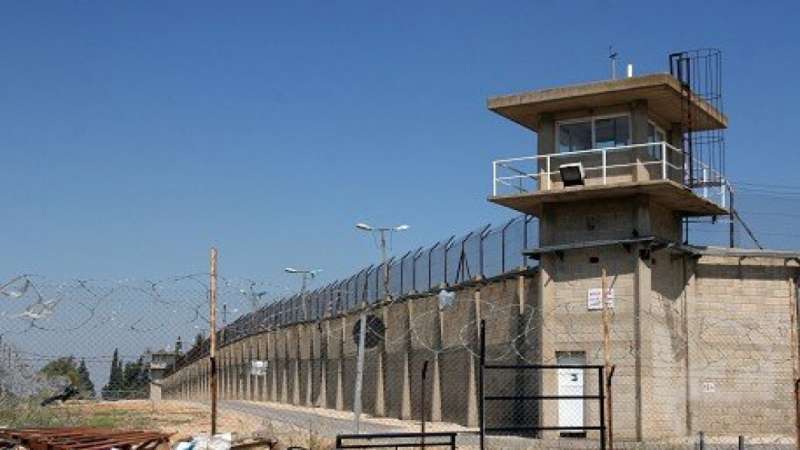 الاحتلال يعلن فرار 6 أسرى بينهم زكريا الزبيدي من سجن الجلبوع