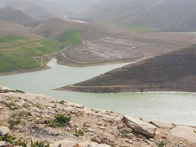 مزارعو وادي الهيدان : منطقتنا تتعرض للجفاف وخسائرنا بمئات الاف الدنانير