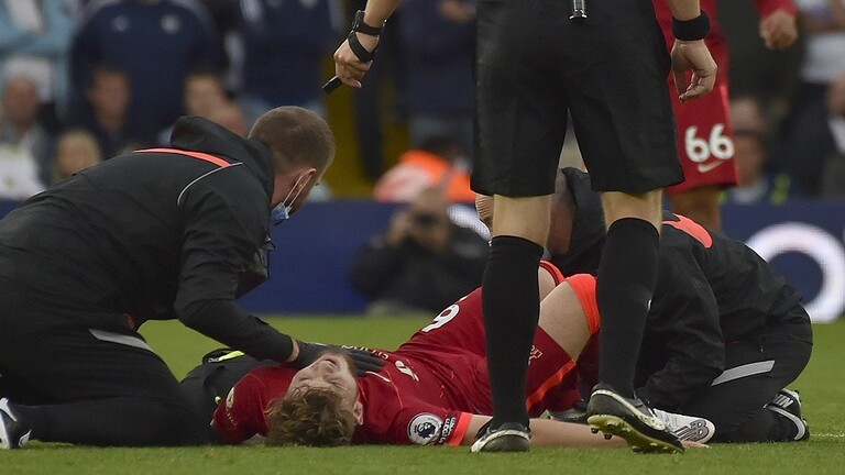 لاعب ليفربول إليوت يخضع لعملية جراحية في الكاحل