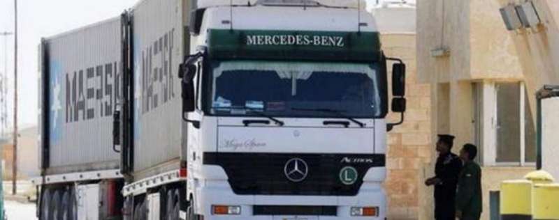 النقل البري: بشائر بعودة حركة الشاحنات والبضائع مع سوريا